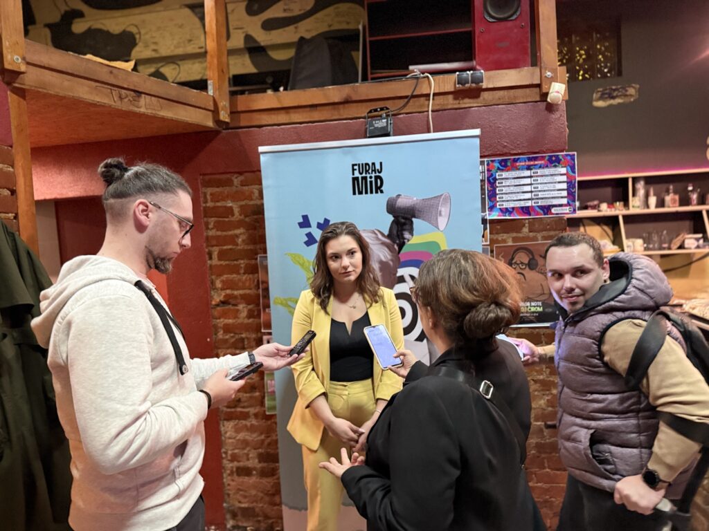 Furaj mir izložba Mostar